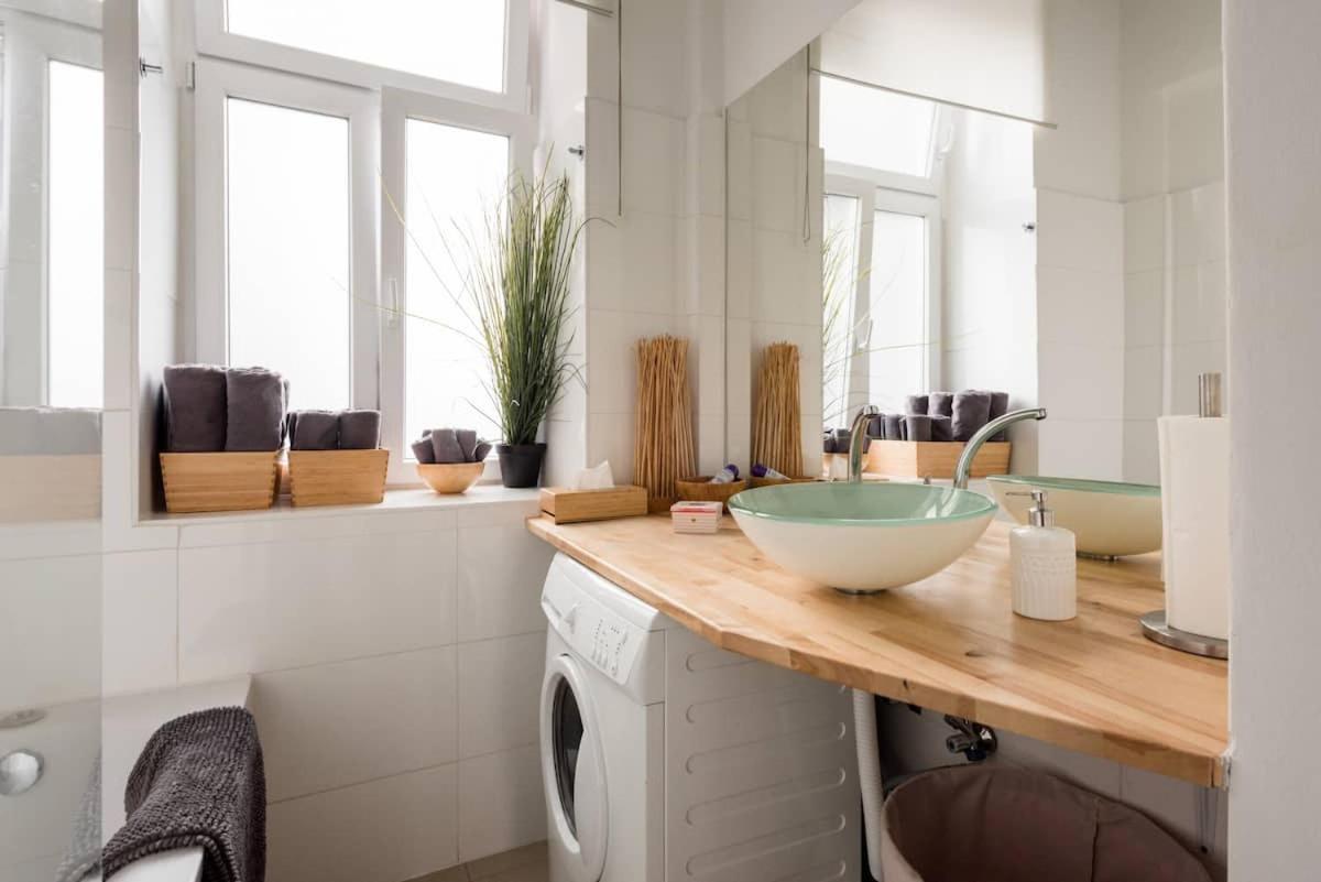 Luxurious And Spacious 5 Min Walk To City Center, 1-2 Vienna Luaran gambar